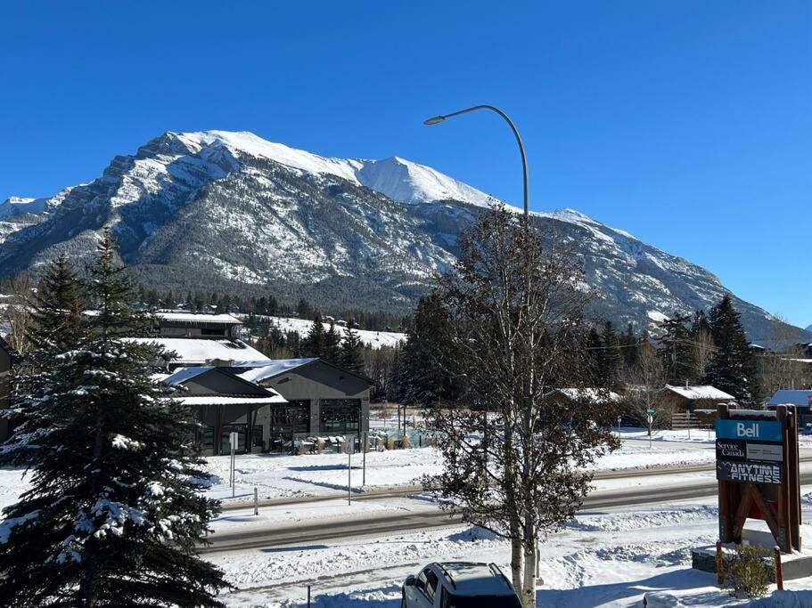 Mountain Modern Hideaway Lejlighed Canmore Eksteriør billede